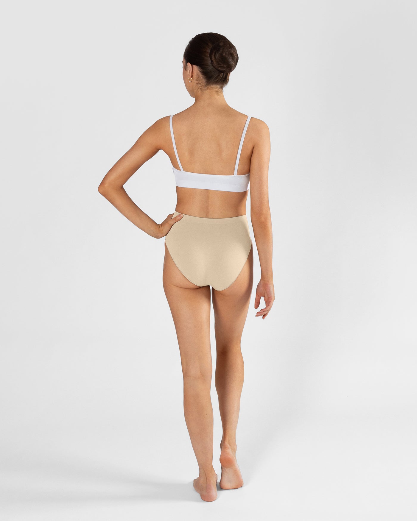 Seamless High Cut Brief Adults