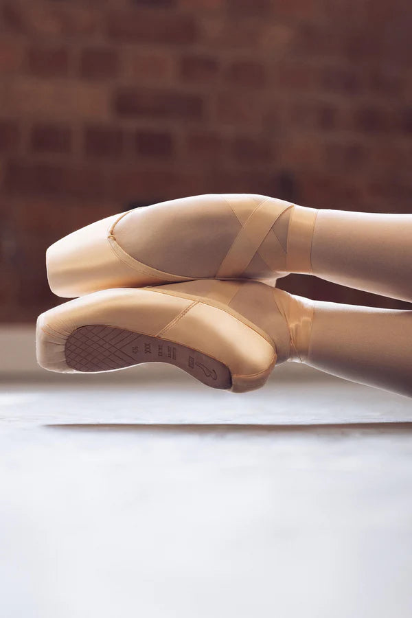European Balance Pointe Shoes