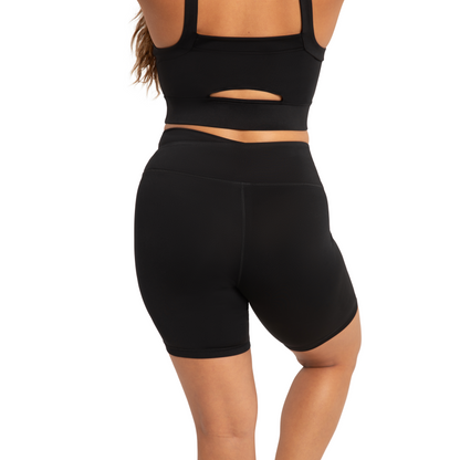 Enchante Shorts Adults