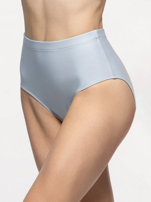 Dana Briefs