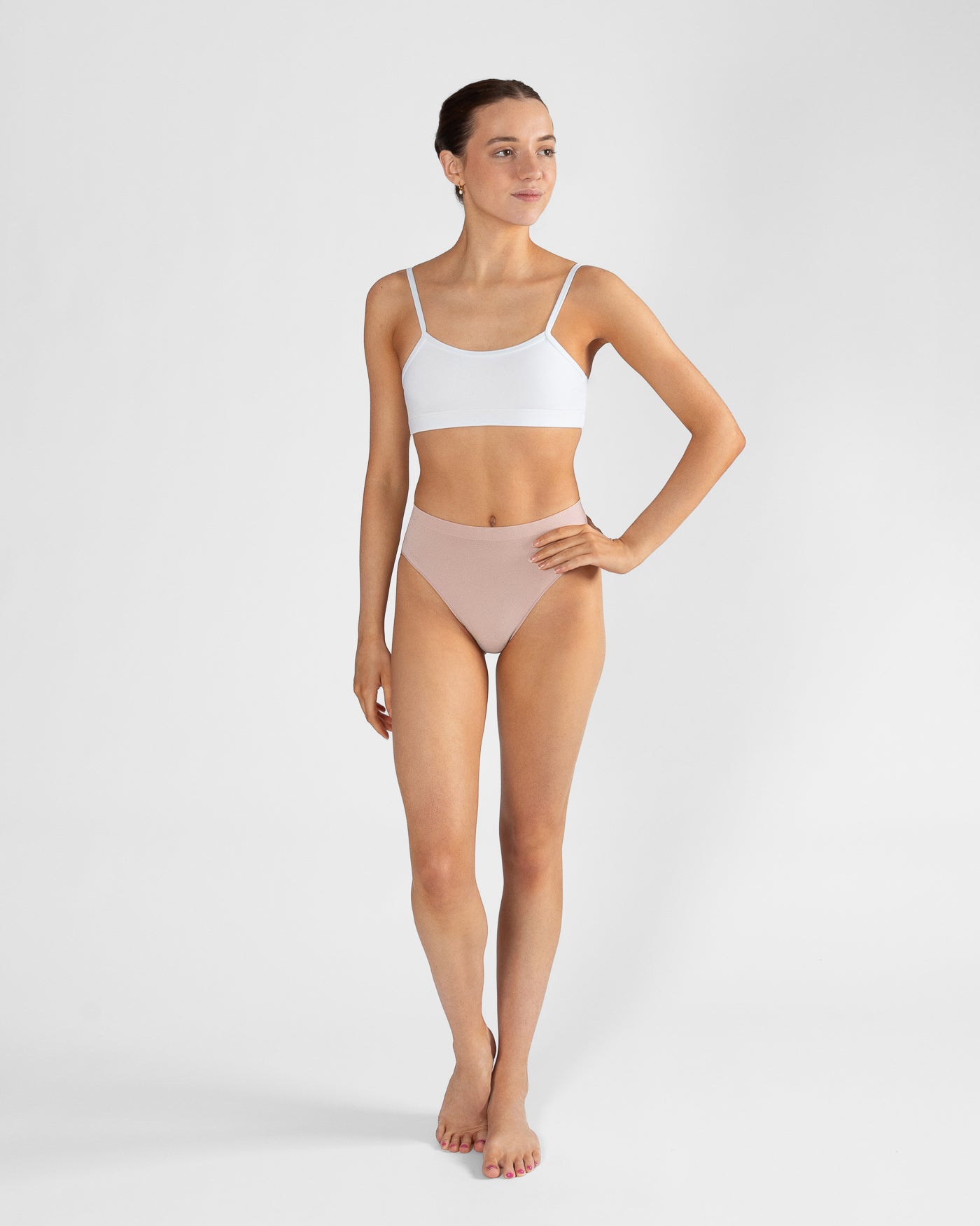Seamless High Cut Brief Adults