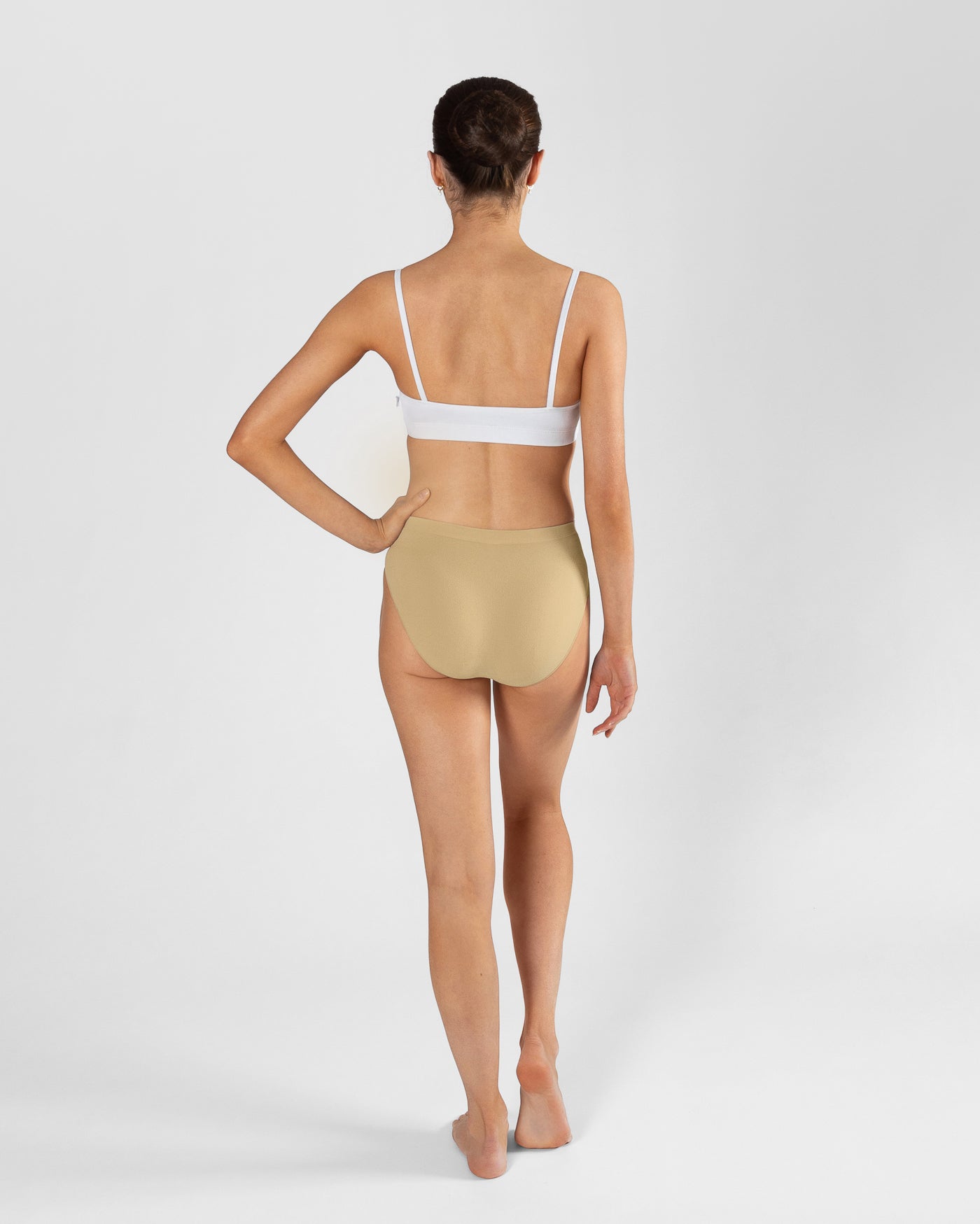 Seamless High Cut Brief Adults